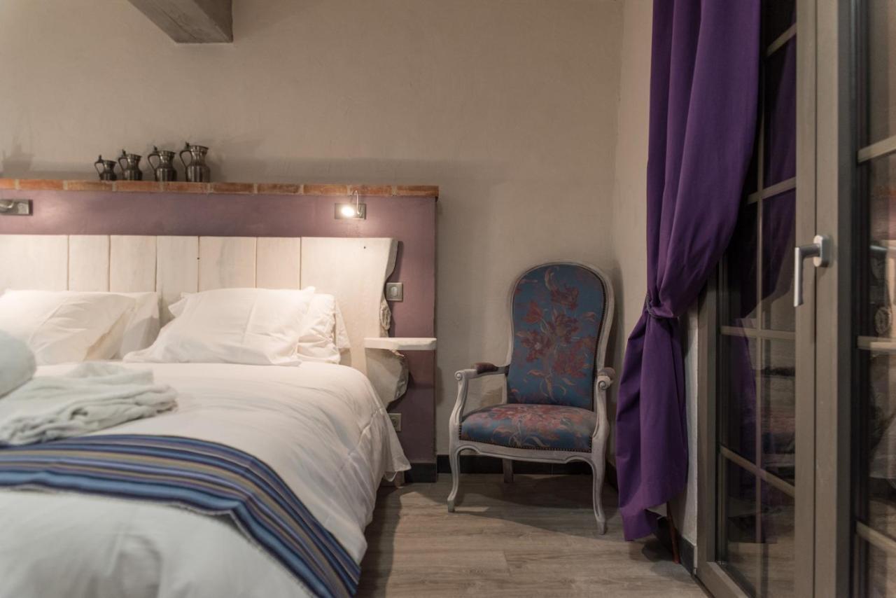 Le Mas Des Colombes Chambres D'Hotes B&B & Spa Oms Zewnętrze zdjęcie